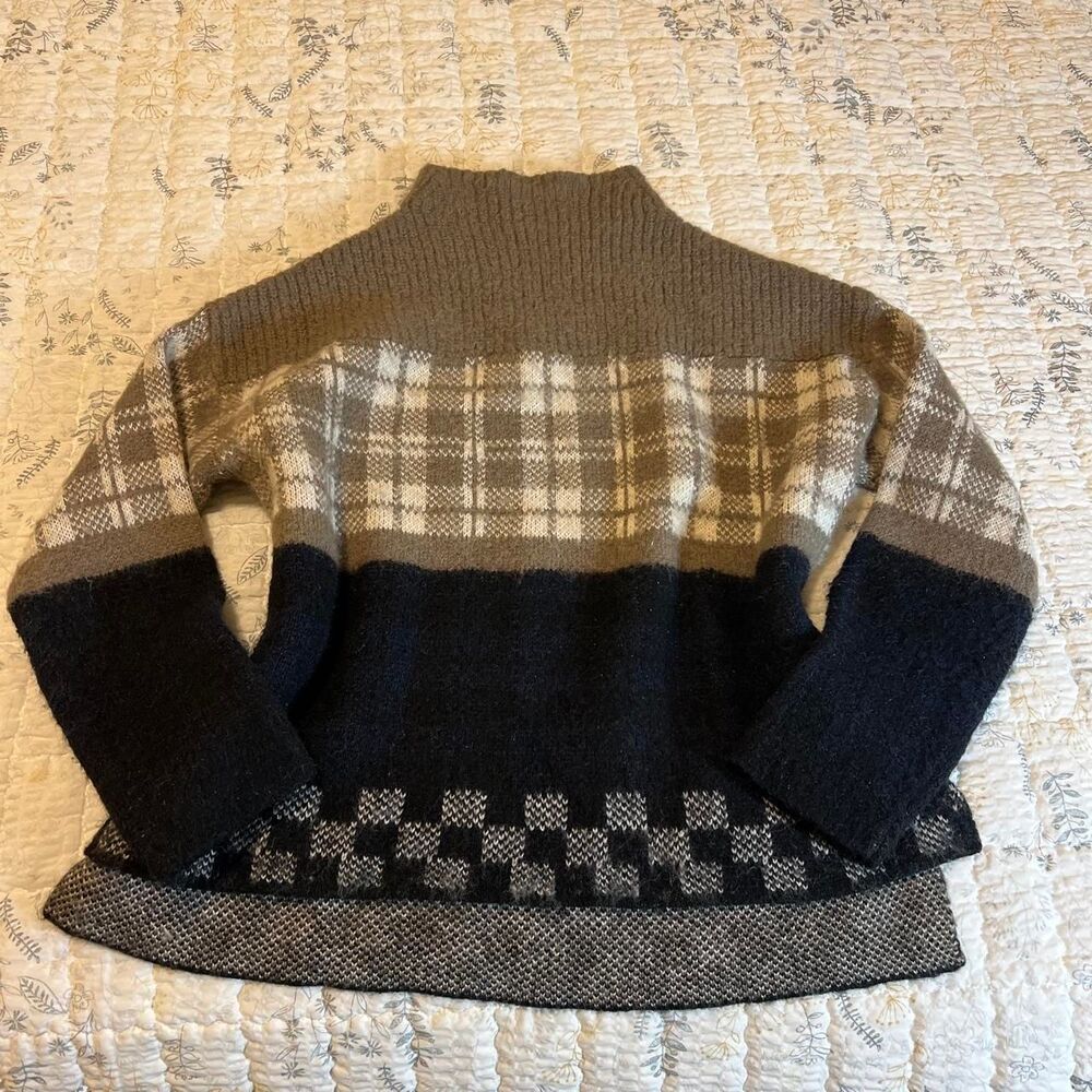 Silence-noise Women's multi Jumper